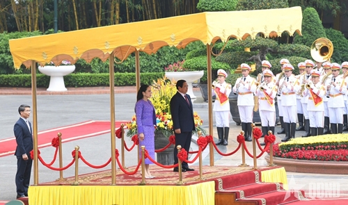 View - 	ທ່ານນາຍົກລັດຖະມົນຕີ ຟ້າມມິງຈີ້ງ ເປັນປະທານພິທີຕ້ອນຮັບນາຍົກລັດຖະມົນຕີໄທ ມາຢ້ຽມຢາມຫວຽດນາມ ຢ່າງເປັນທາງການ